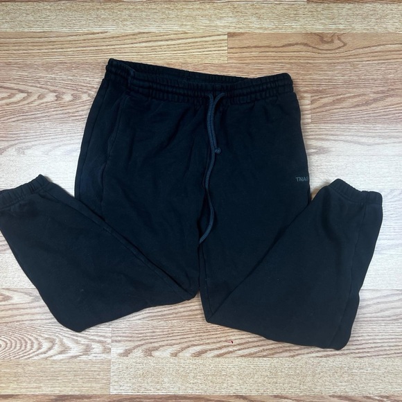 TNA Cozy Black Sweatfleece Pants - Picture 1 of 3